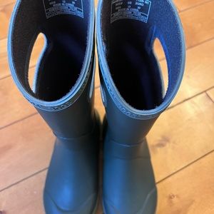 BOGS rain boots kids. Waterproof